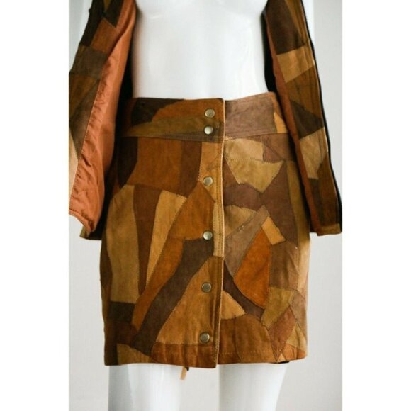 Vintage 90s Buttery Soft Brown Suede Patchwork 2  piece skirt and vest S… - Picture 10 of 12